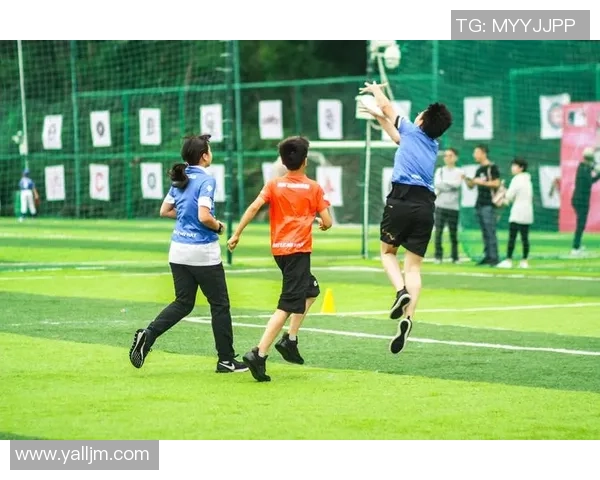 深圳飞盘队在极限运动会中以59分稳居积分榜首位